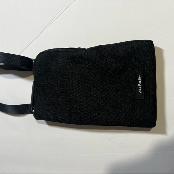 Vera Bradley Crossbody Phone Purse Black Floral Pattern - Picture 2 of 6